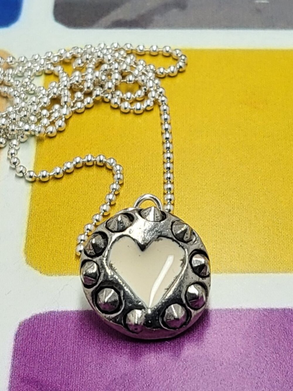 Necklace with vintage Todd Oldham Buttons 90s Silver tone
